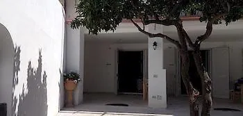 La Limonaia Capri Guest house